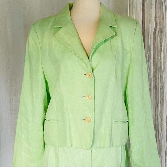 Vintage 80s Blazer & Shorts Set - Picture 5 of 13